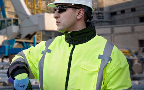 What to Look for When Selecting High Visibility Workwear