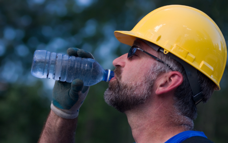 Tips on Avoiding Heat-Related Illnesses This Summer