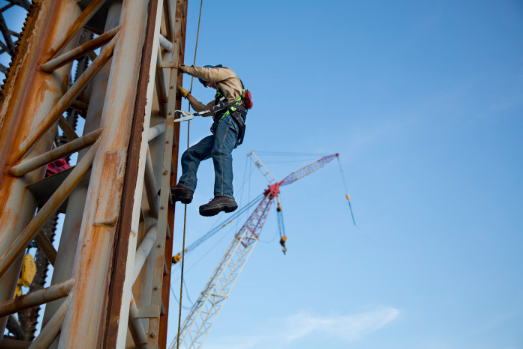 Which Fall Protection Harness is the Most Comfortable?