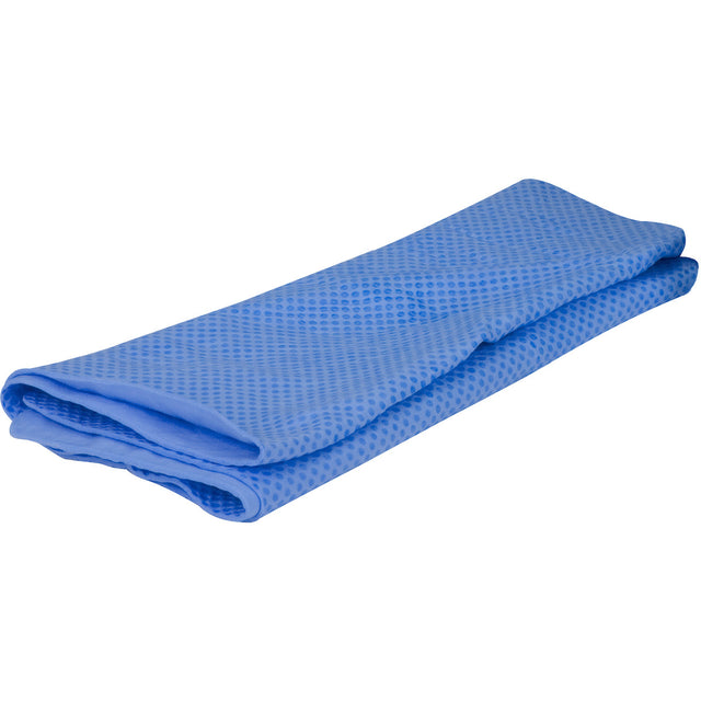 The PIP EZ-Cool Evaporative PVA Cooling Towel, available in a blue shade and bulk packed with ten per bag, is made by Protective Industrial Products. This towel features a textured, waffle-like pattern and is crafted from soft and lightweight Poly Vinyl Alcohol (PVA), making it an ideal accessory for workouts or keeping cool in warm environments.