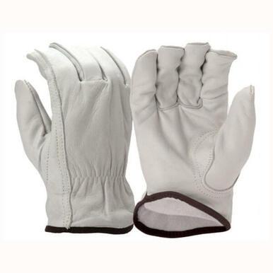 A pair of Pyramex GL2006K Cowhide Leather Keystone Gloves from Pyramex Safety, in white with dark edges. One glove is displayed palm-side up and the other palm-side down, showcasing a keystone thumb design. The smooth, durable cowhide leather suggests they are ideal for manual tasks or protection.