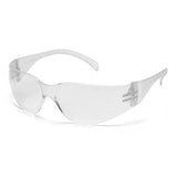 The Pyramex Intruder Anti-fog Safety Glasses S41_0ST, available in a box of 12, are depicted with clear wraparound lenses and stylish curved arms. These Pyramex Safety glasses boast a contemporary design with anti-fog technology and scratch-resistant lenses, providing impact protection while remaining lightweight and unobtrusive.